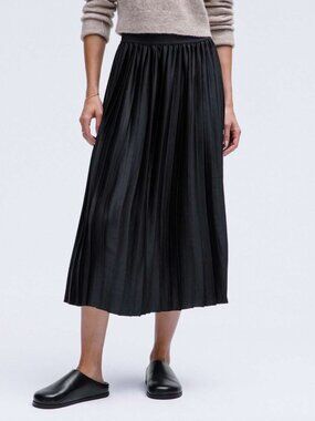Lululemon Satin Pleated Midi Skirt  - Size S Black